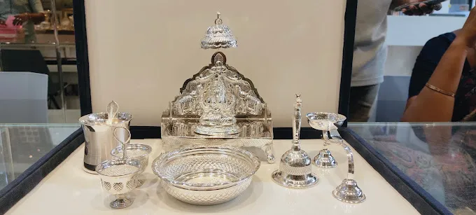 NARESH JEWELLERS